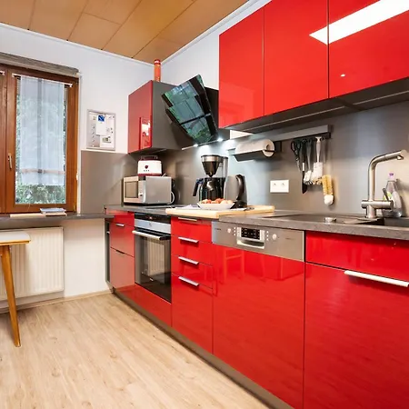 Haag Paulinenstrasse *